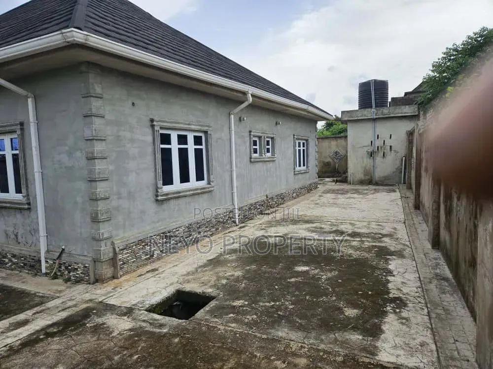 3bdrm Bungalow in Aiyedere, Odeda for sale in Odeda
