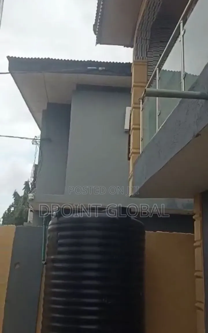 8bdrm Block of Flats in Not Estate, Baruwa for sale in Baruwa