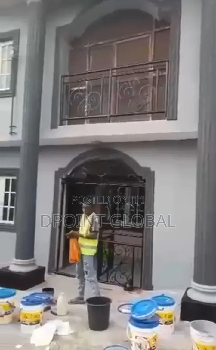8bdrm Block of Flats in Magodo Phase One for sale in GRA Phase 1