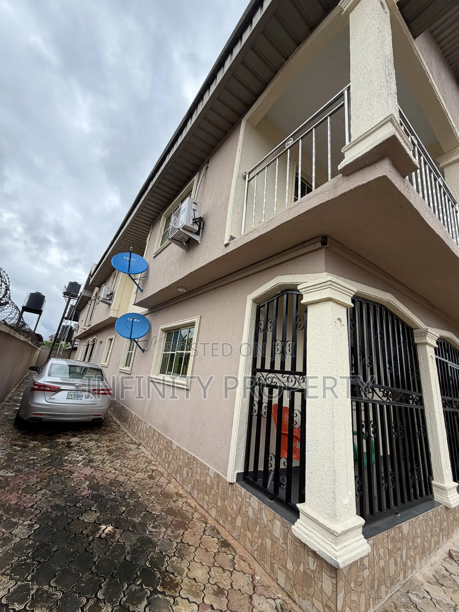 3bdrm Block of Flats in Irhirhi, Benin City for sale in Benin City
