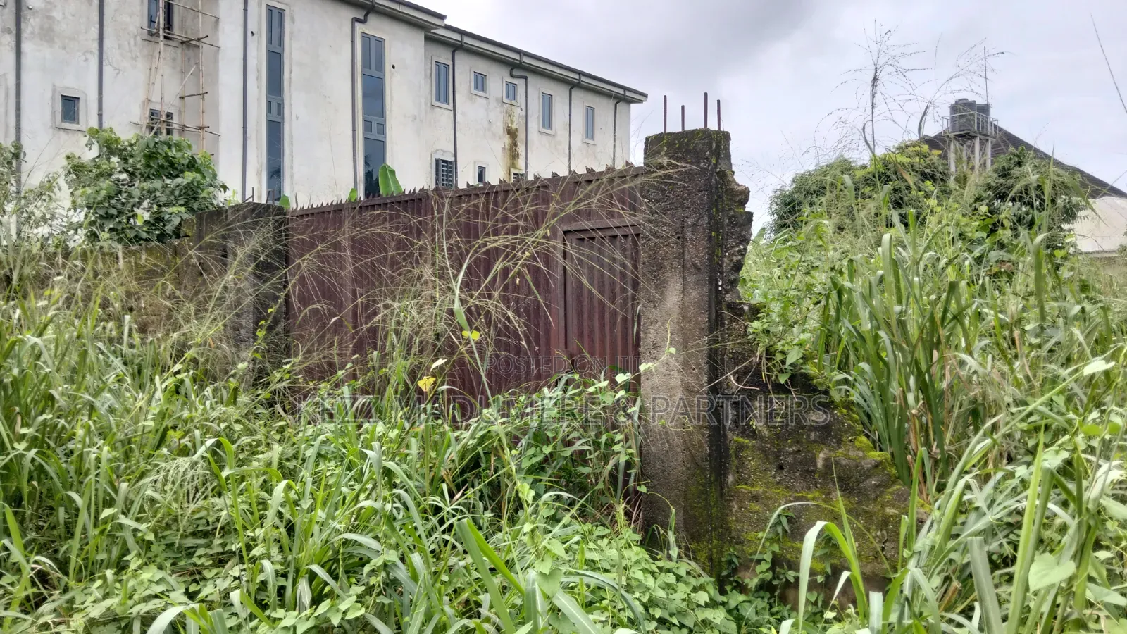 For Sale : 2 Plots on the Street, Winner's Chapel, Rumudomaya, Ph in Port-Harcourt