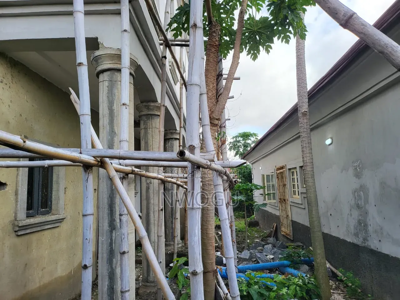 4bdrm Duplex in Lokogoma for sale in Lokogoma