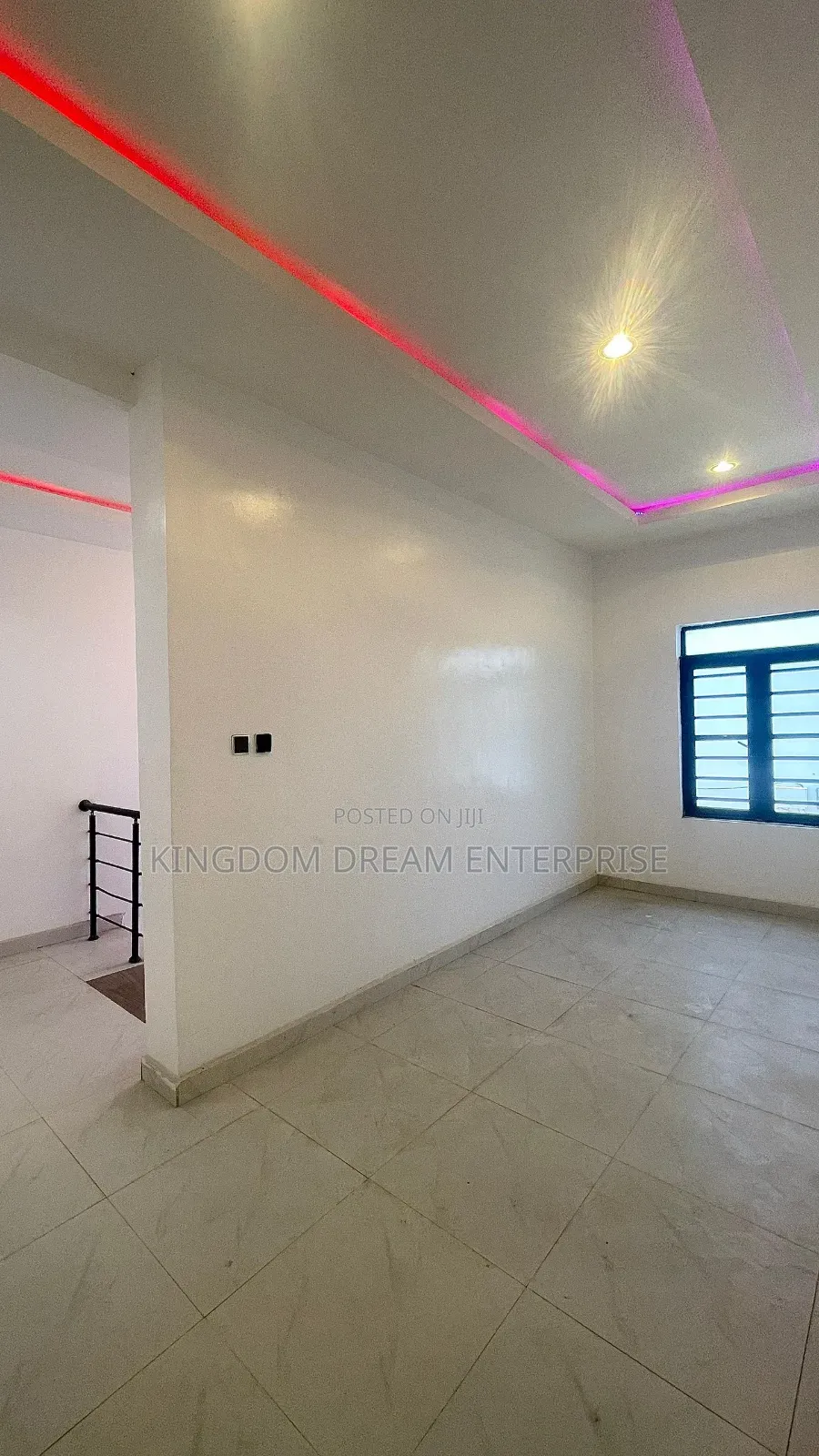 5bdrm Duplex in Williams Elliott for sale in Oko-Oba
