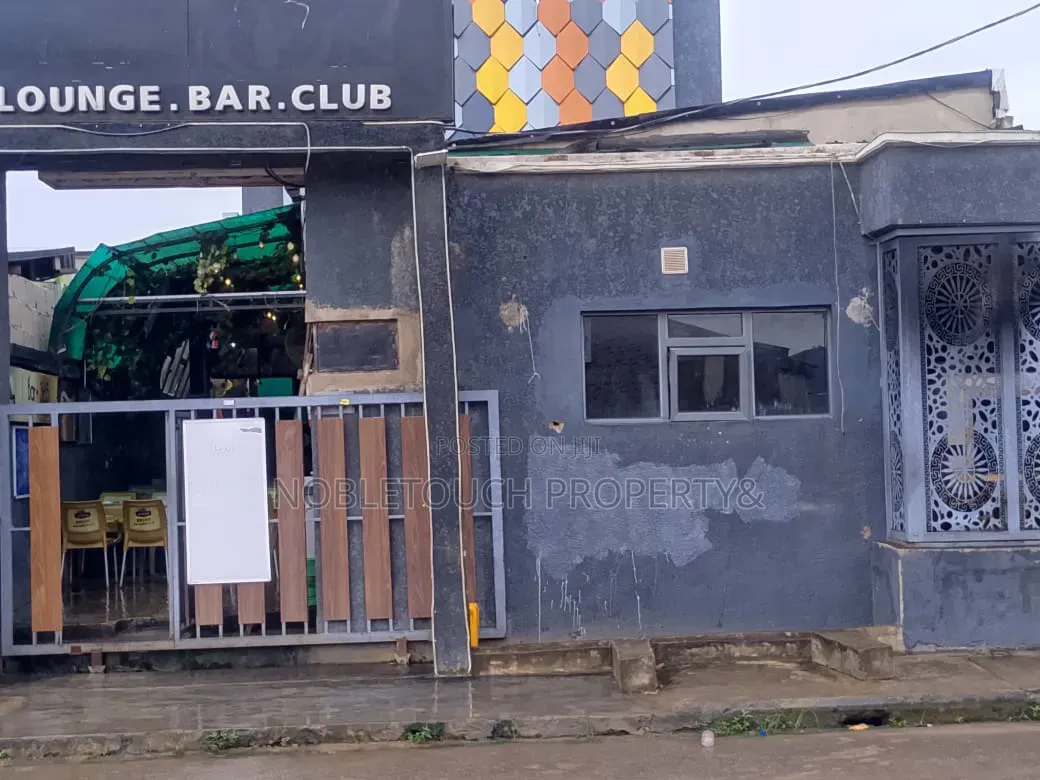 Executive Lounge and Bar at Alakuko in Alakuko