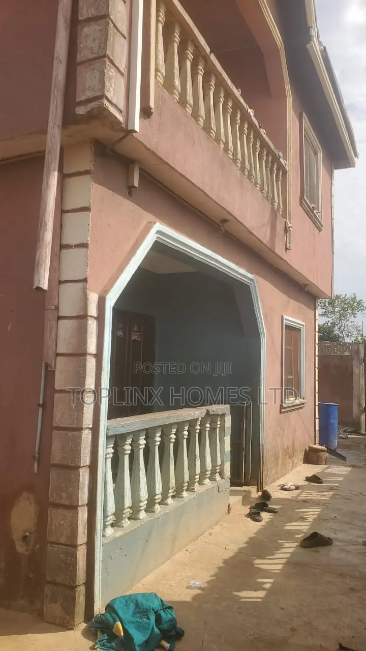 2bdrm Block of Flats in Amofe Adetoyese for sale in Ayobo