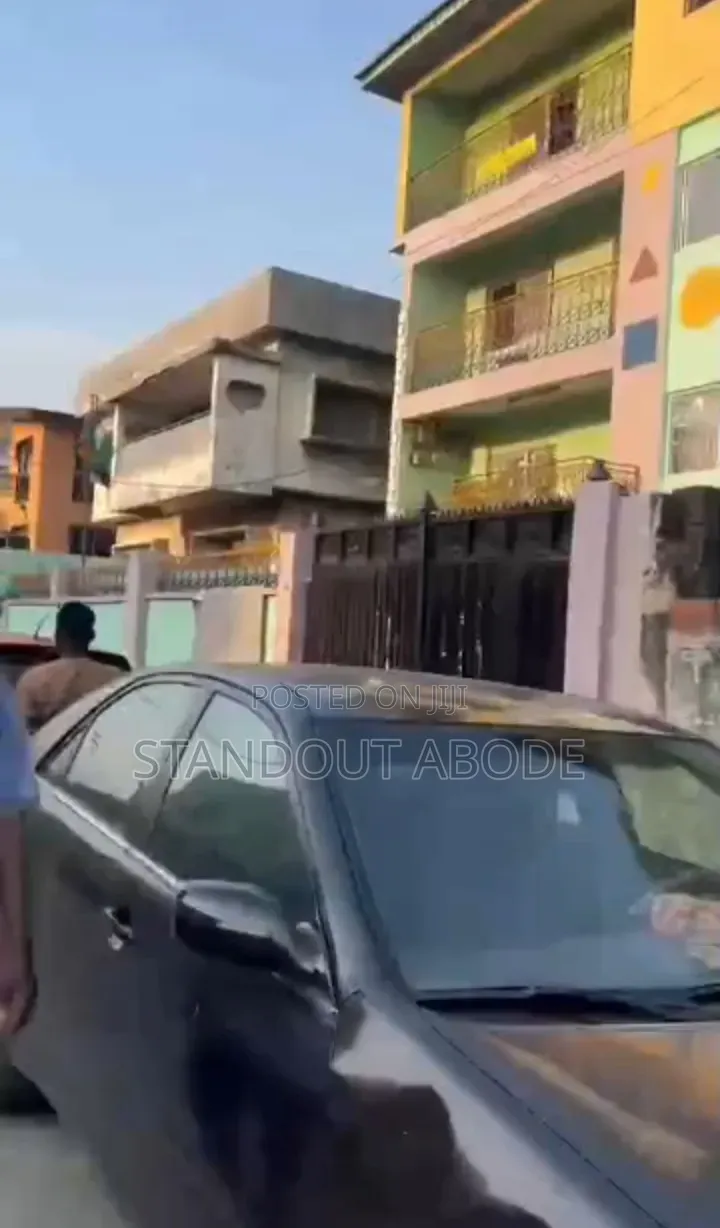 3bdrm Block of Flats in Good Location, Toyin Street for sale in Toyin Street