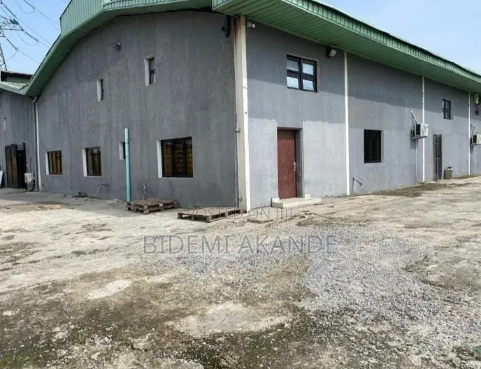 Premium 2-Bay Industrial Warehouse for Sale in Ikeja, Lagos in Obafemi-Owode