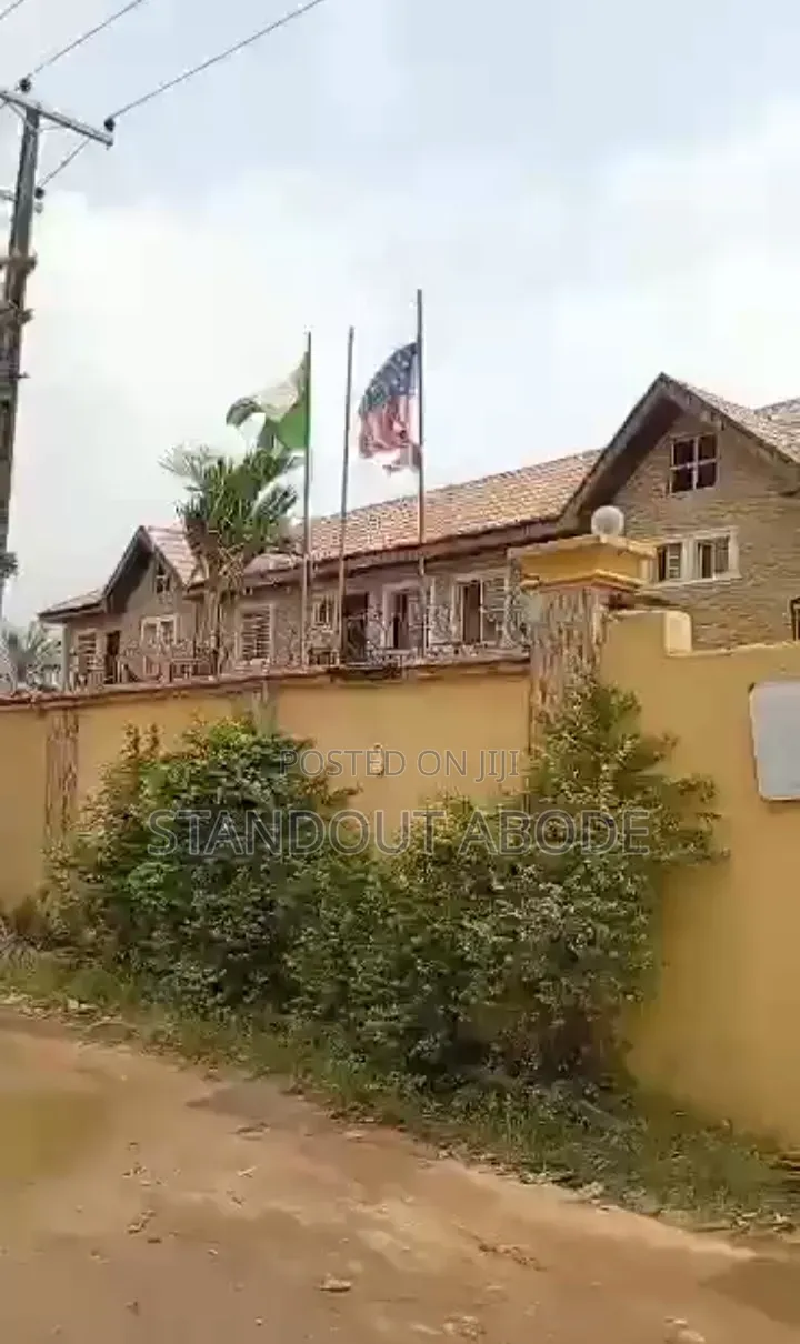 Functioning 21 Rooms Hotel Urgently for Sale in Ikorodu in Igbogbo