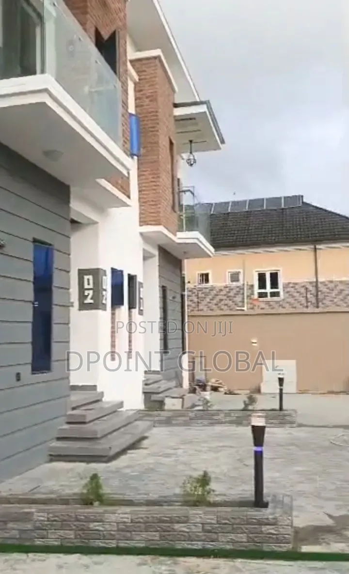 12bdrm Duplex in In Estate, Igando / Ikotun/Igando for sale in Igando / Ikotun/Igando