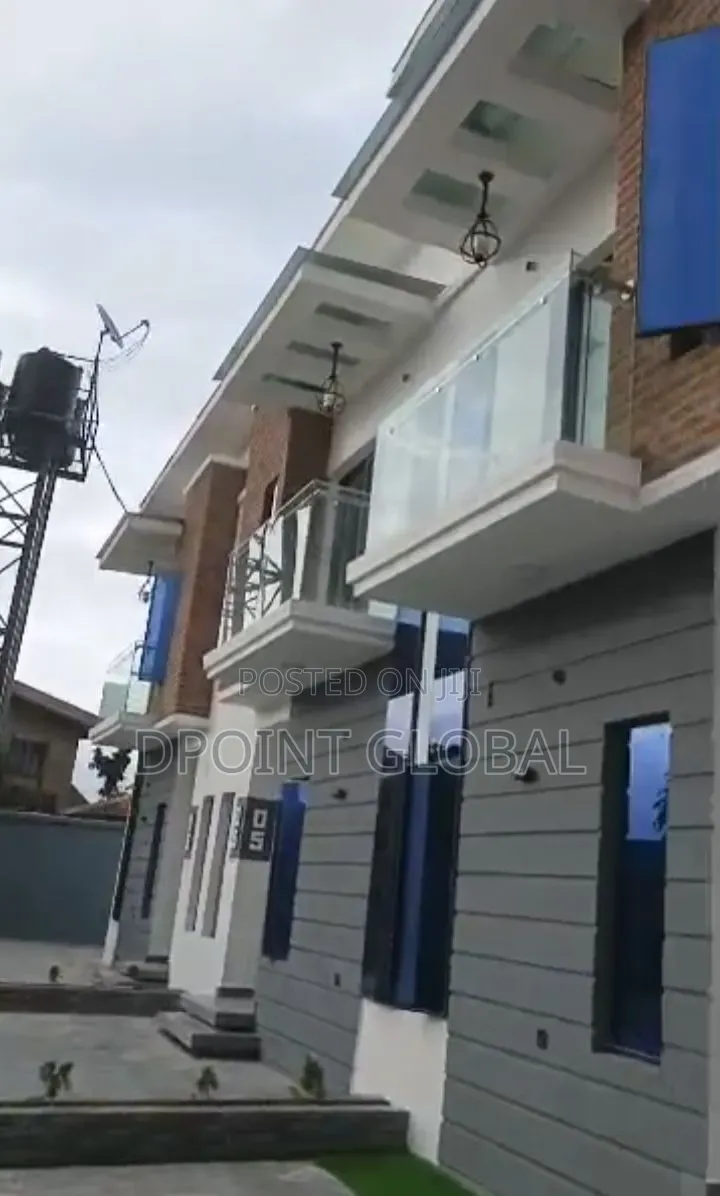 12bdrm Duplex in In Estate, Igando / Ikotun/Igando for sale in Igando / Ikotun/Igando