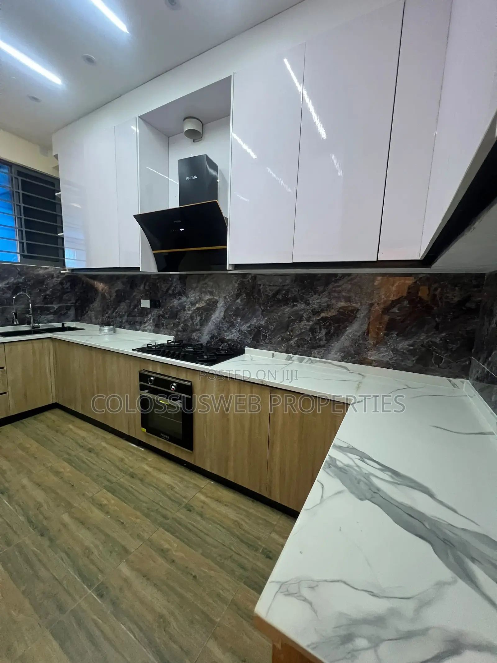 3bdrm Bungalow in Lekki Right Estate for rent in Lekki