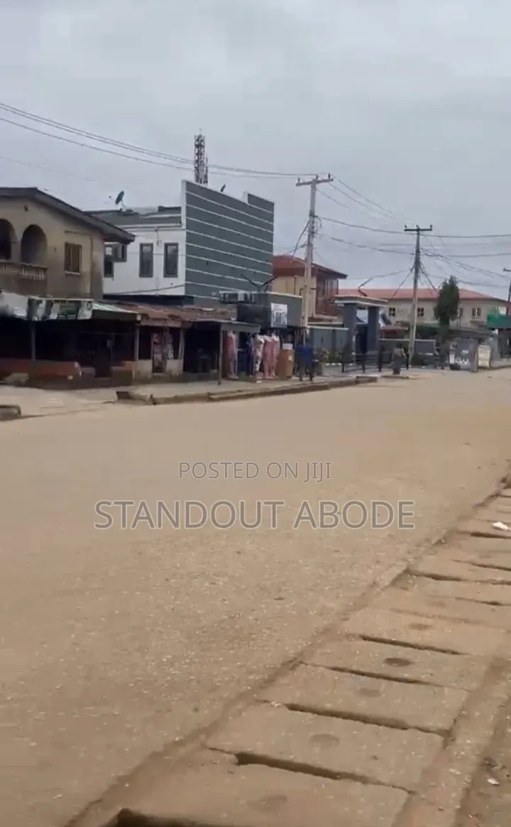 2bdrm Bungalow in Good Location, Orisunbare for sale in Orisunbare