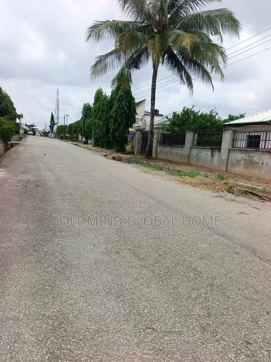 Distress Sales Estate Bungalow Plot for Sale in Lugbe in Sabon Lugbe