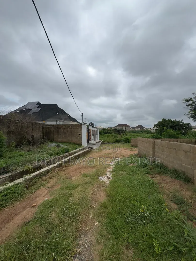 800 SQM Land in Gated Community Near Idishin Jericho Extension in Idishin