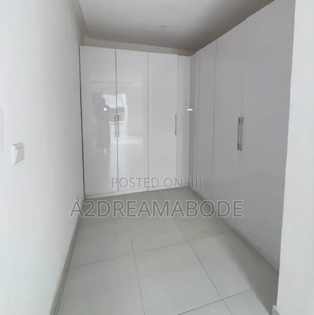 4bdrm Duplex in Ikeja, Adeniyi Jones for rent in Adeniyi Jones