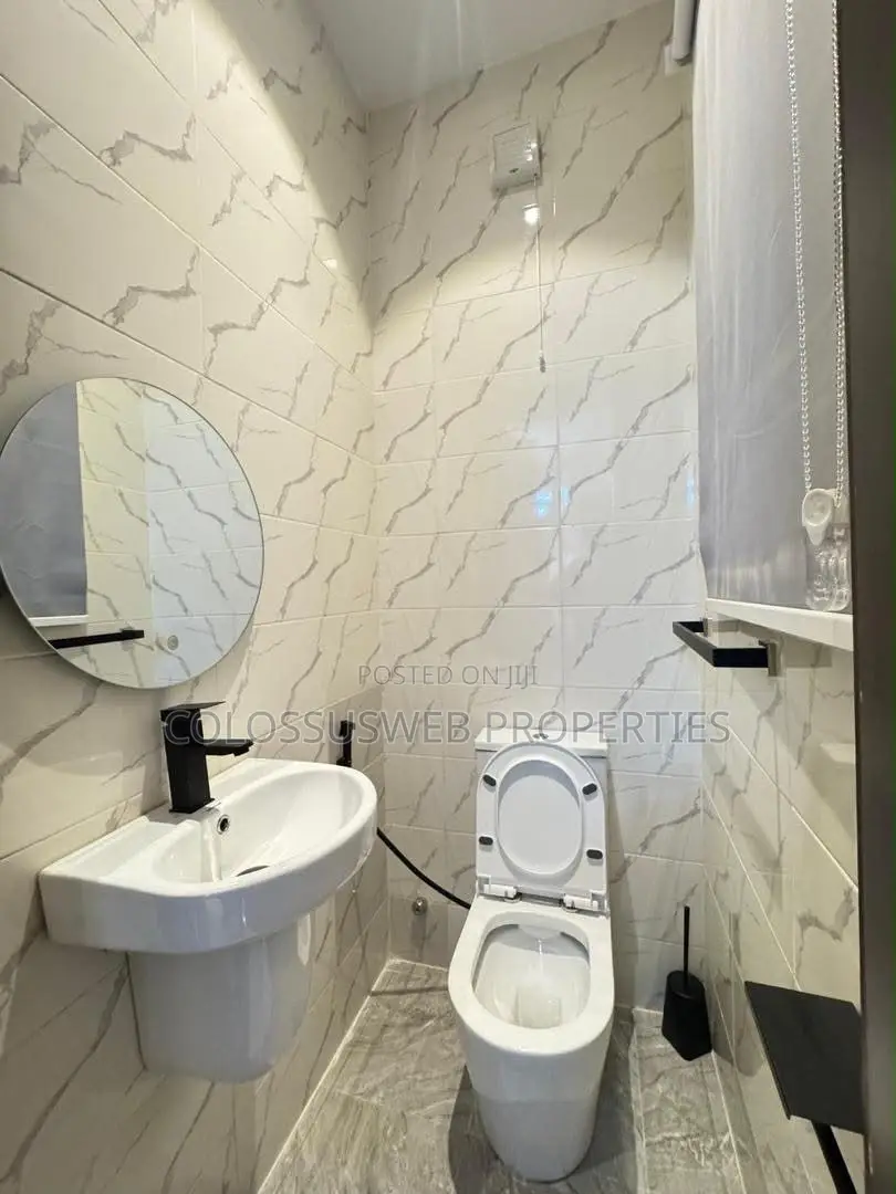 Furnished 2bdrm Apartment in Lekki Phase 1 for rent in Lekki
