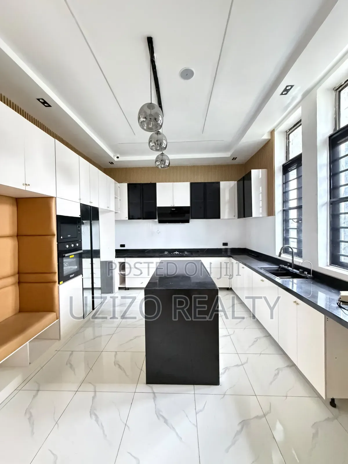 5bdrm Duplex in Harris Drive Vgc for sale in VGC / Ajah