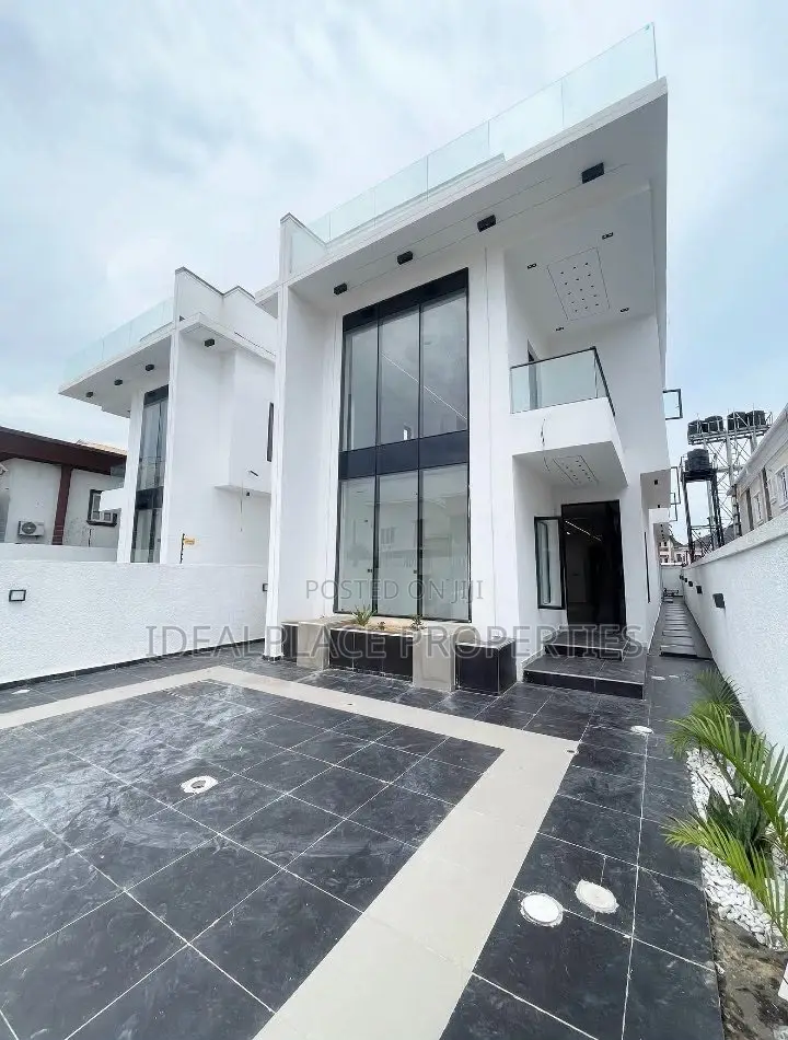5bdrm Duplex in Lekki Expressway for sale in Lekki Expressway