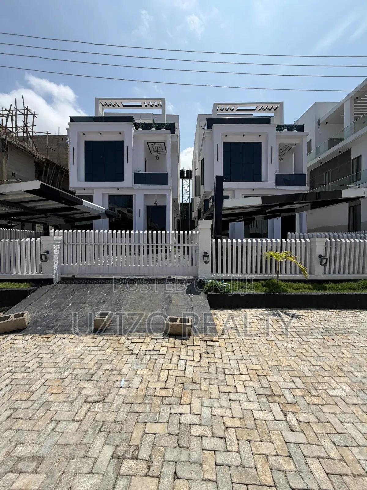 4bdrm Townhouse/Terrace in Ikate for sale in Ikate