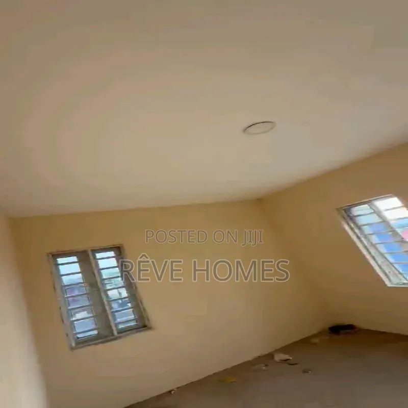 2bdrm Block of Flats in Oworonshoki / Gbagada for rent in Oworonshoki / Gbagada