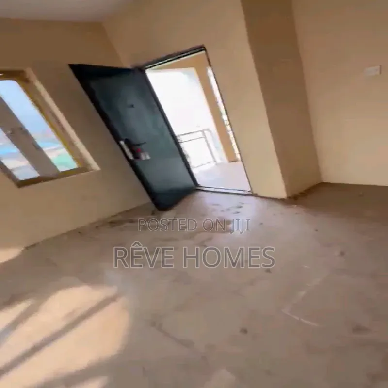 2bdrm Block of Flats in Oworonshoki / Gbagada for rent in Oworonshoki / Gbagada