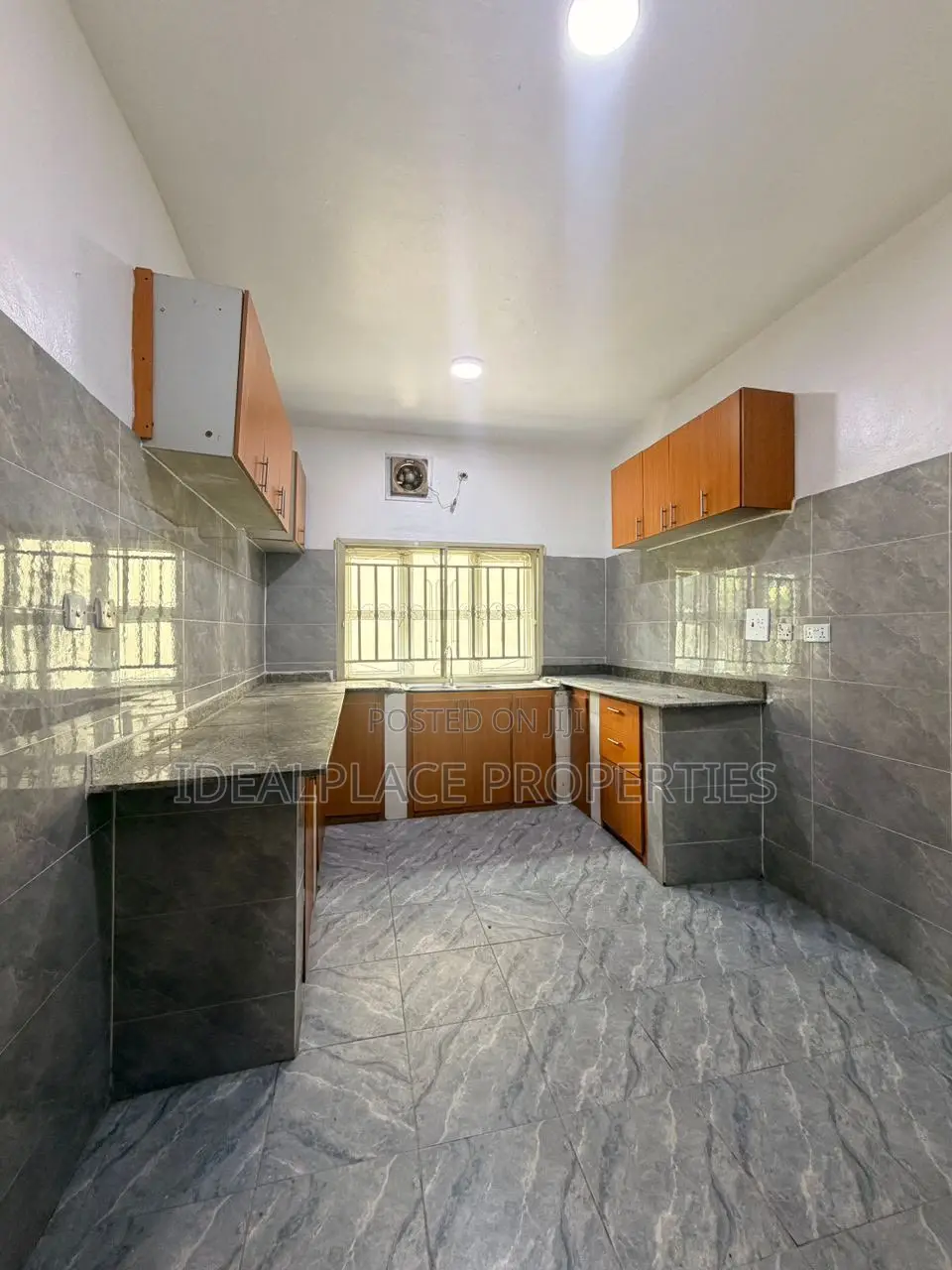 4bdrm Duplex in VGC / Ajah for sale in VGC / Ajah