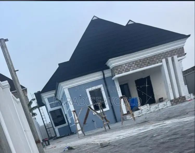 Furnished 5bdrm Mansion in Adron Home And, Shimawa for sale in Shimawa