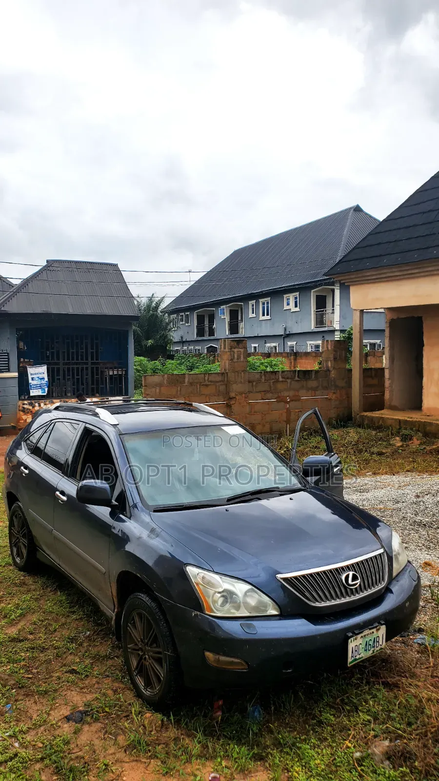 3bdrm Block of Flats in Ogheghe, Sapele Rd, Benin City for sale in Benin City