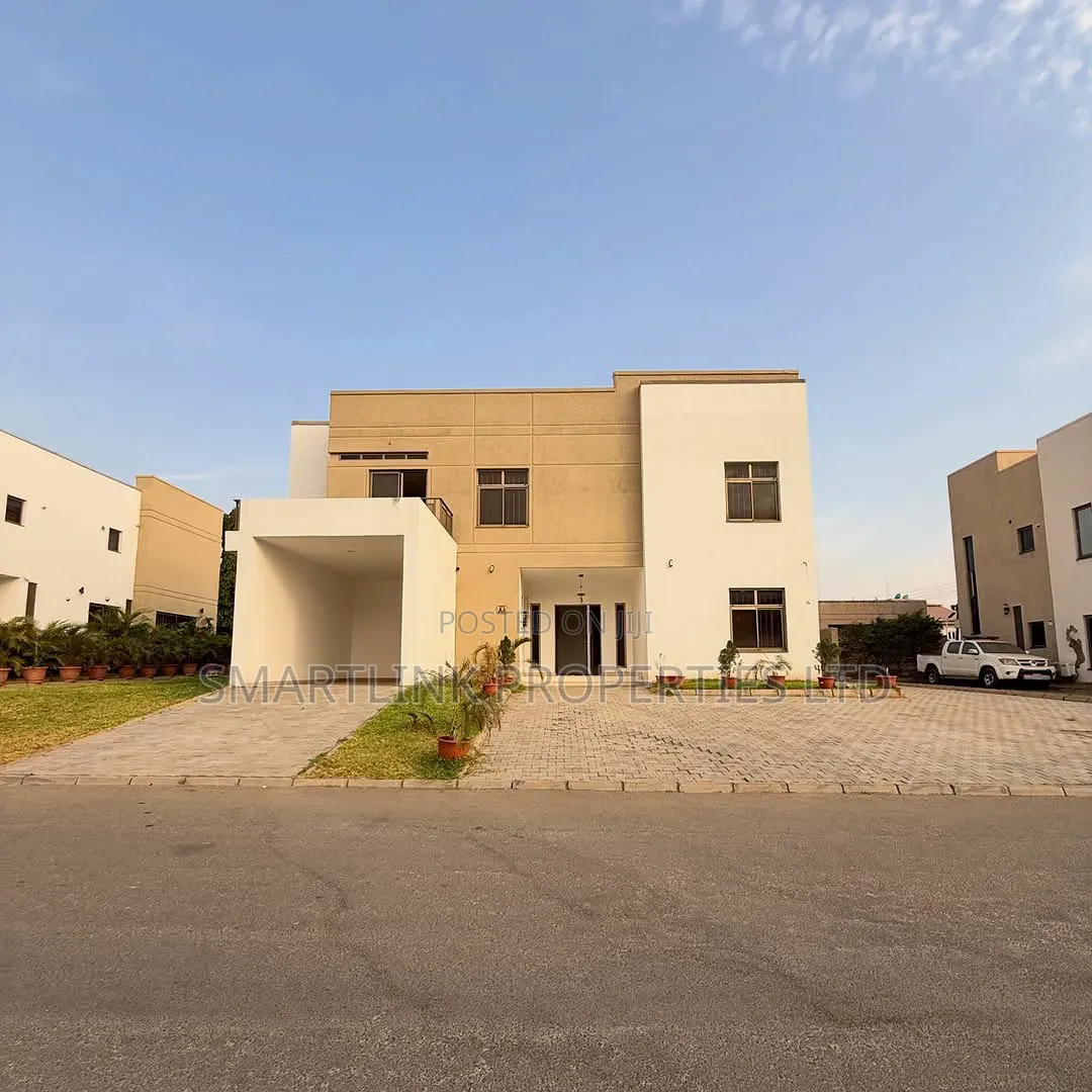 4bdrm Duplex in Maitama Main Abuja for sale in Maitama