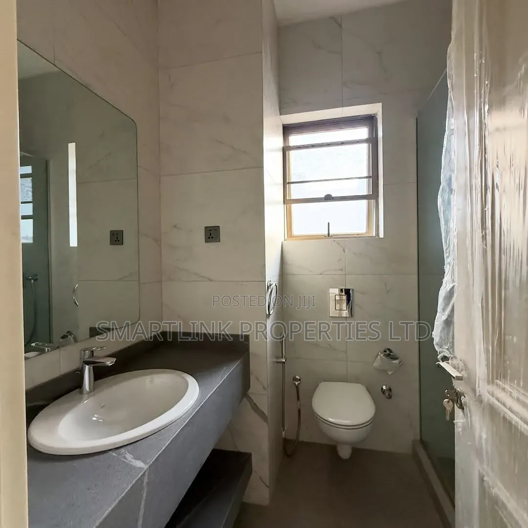 4bdrm Duplex in Maitama Main Abuja for sale in Maitama