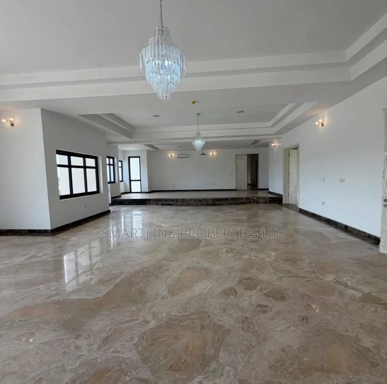 3bdrm Block of Flats in Maitama Main, Abuja for sale in Maitama