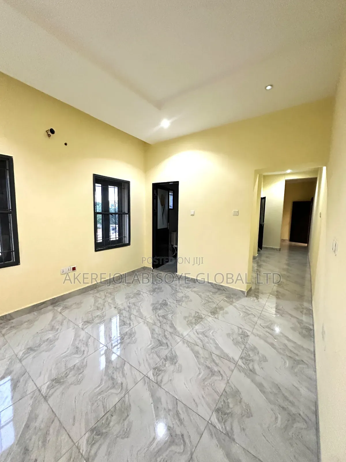 1bdrm Apartment in Gwarinpa Main Abuja, Life Camp for rent in Life Camp