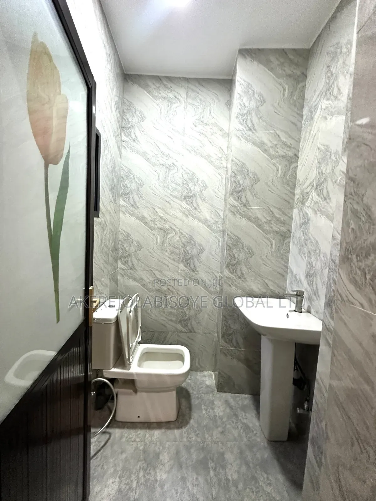 1bdrm Apartment in Gwarinpa Main Abuja, Life Camp for rent in Life Camp