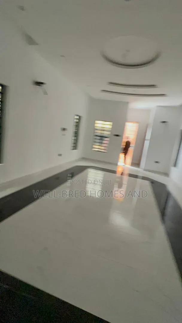 4bdrm Duplex in Omole Phase 1 for rent in Omole Phase 1