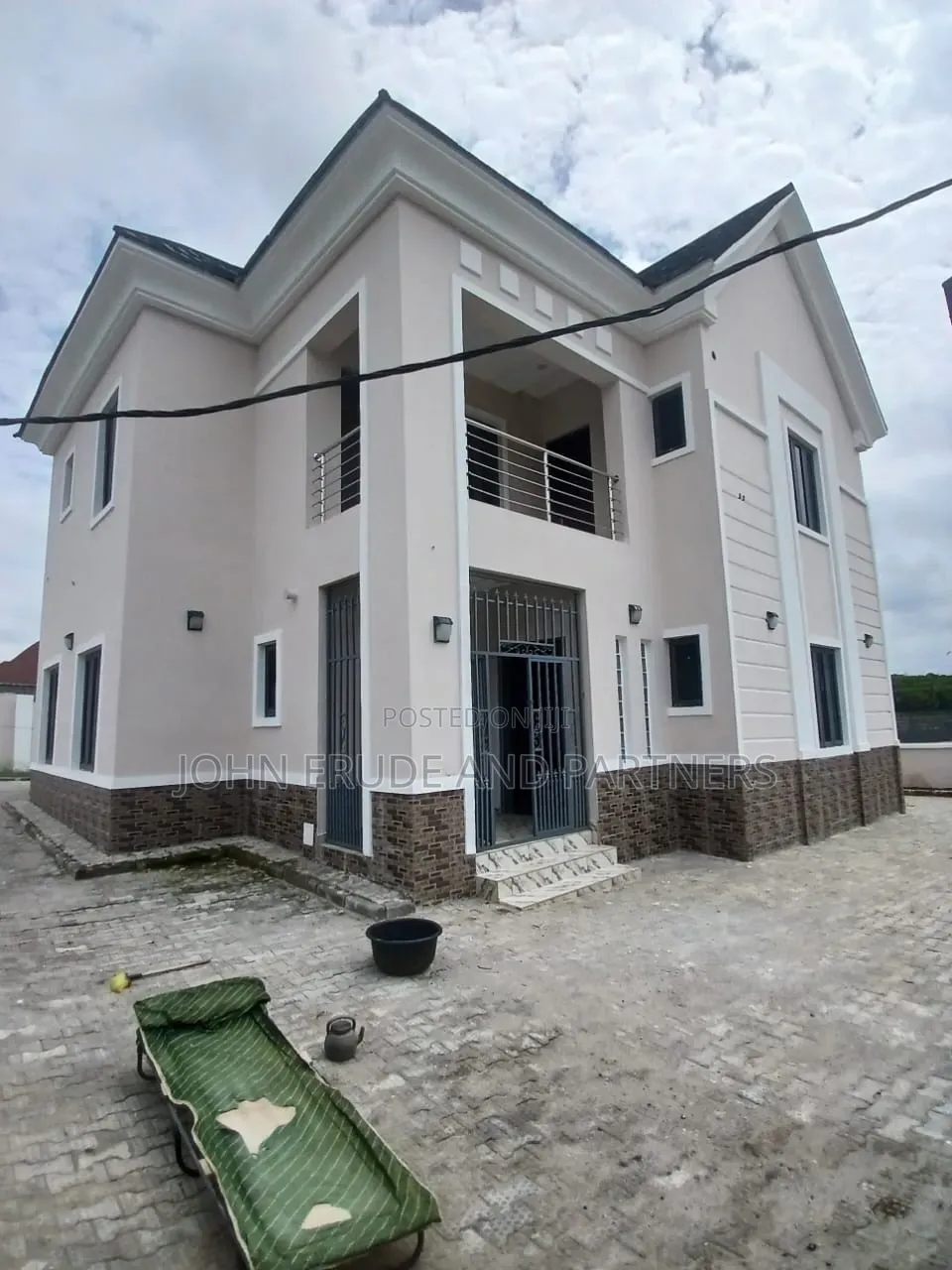 5bdrm Duplex in Ochacho Estate, Life Camp for rent in Life Camp
