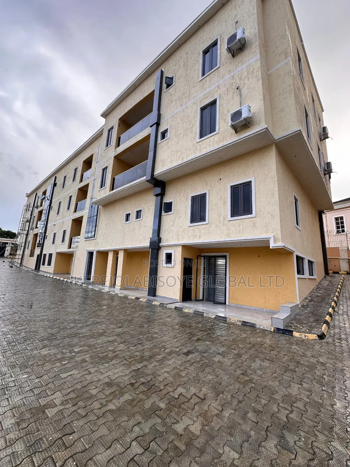 2bdrm Apartment in Gwarinpa Main Abuja, Life Camp for rent in Life Camp