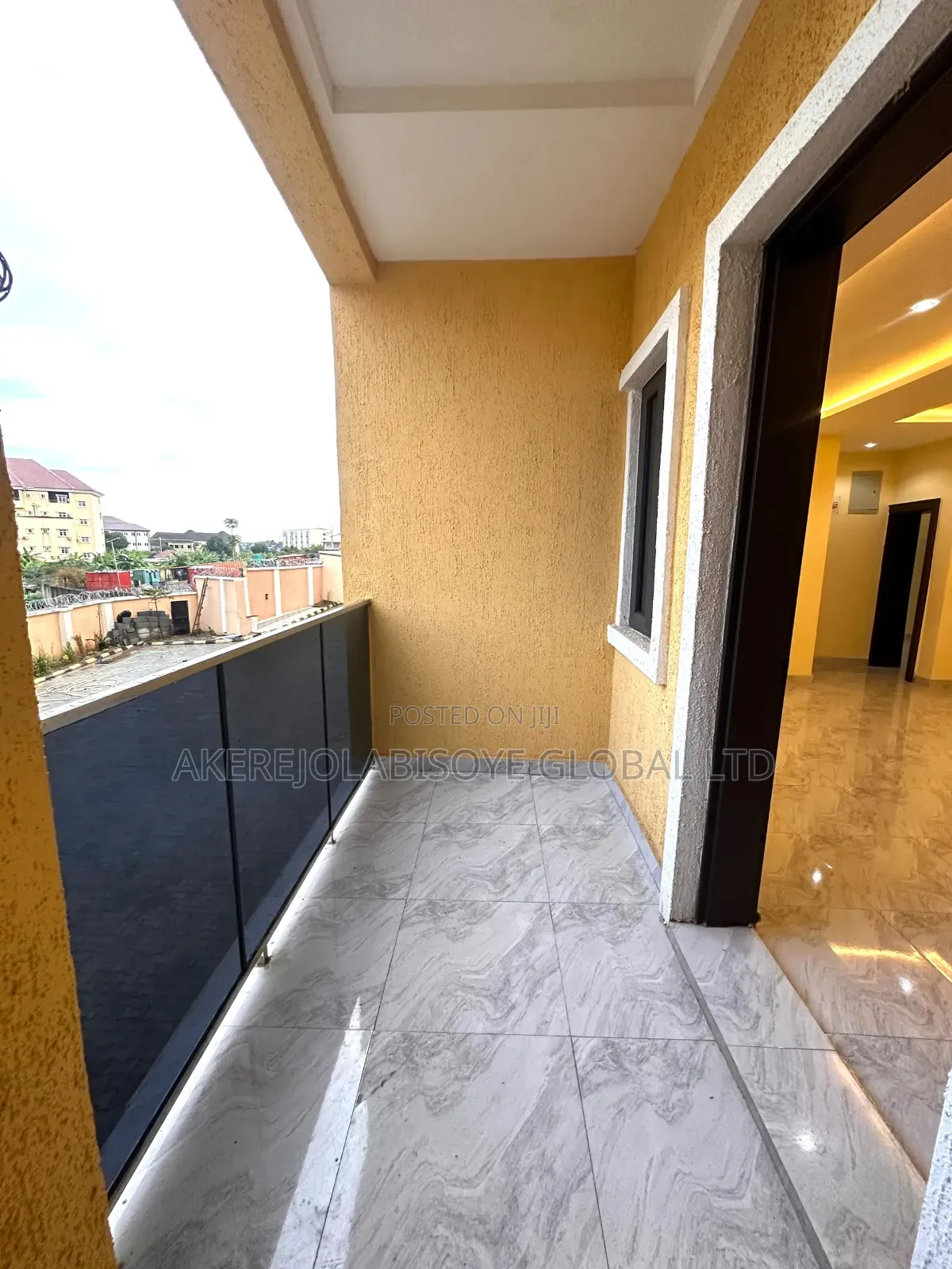 2bdrm Apartment in Gwarinpa Main Abuja, Life Camp for rent in Life Camp