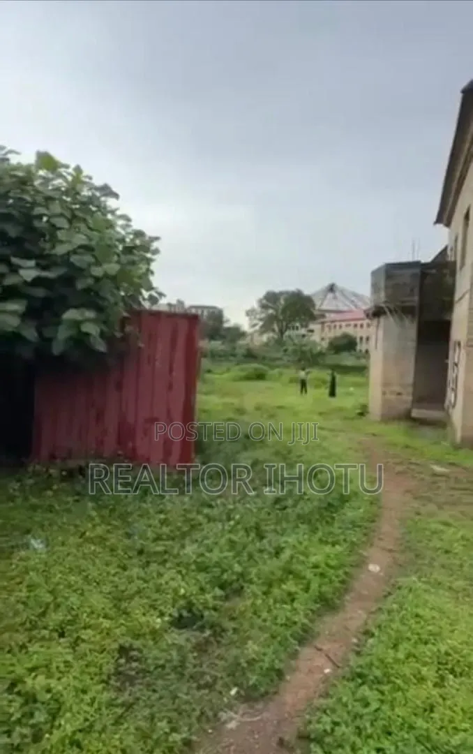 5bdrm Duplex in Mabushi for sale in Mabushi