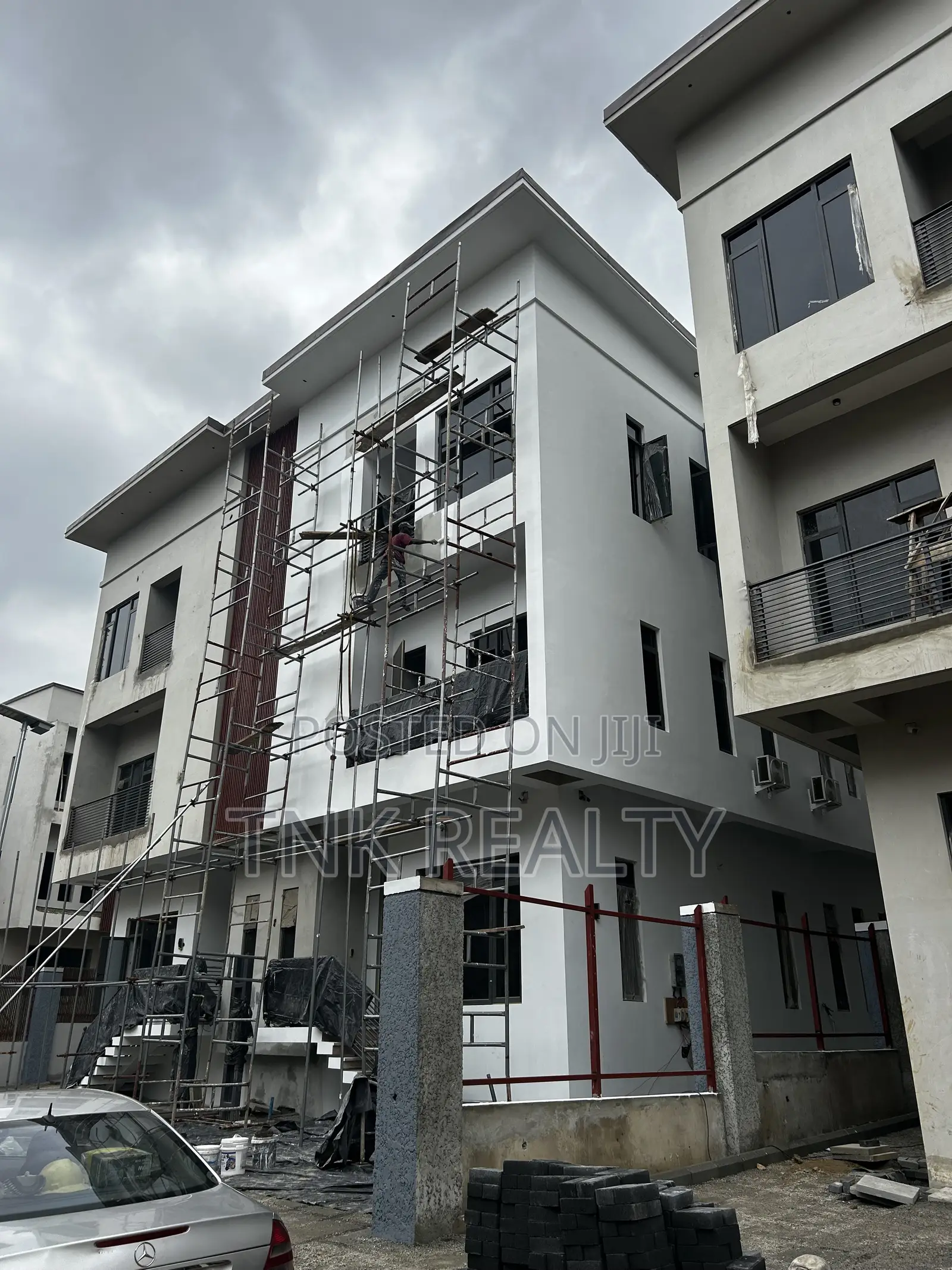 Furnished 4bdrm Duplex in Katampe (Main) for sale in Katampe (Main)