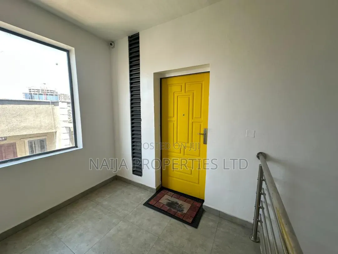 2bdrm Apartment in Off Tf Kuboye, Lekki Phase 1 for rent in Lekki Phase 1