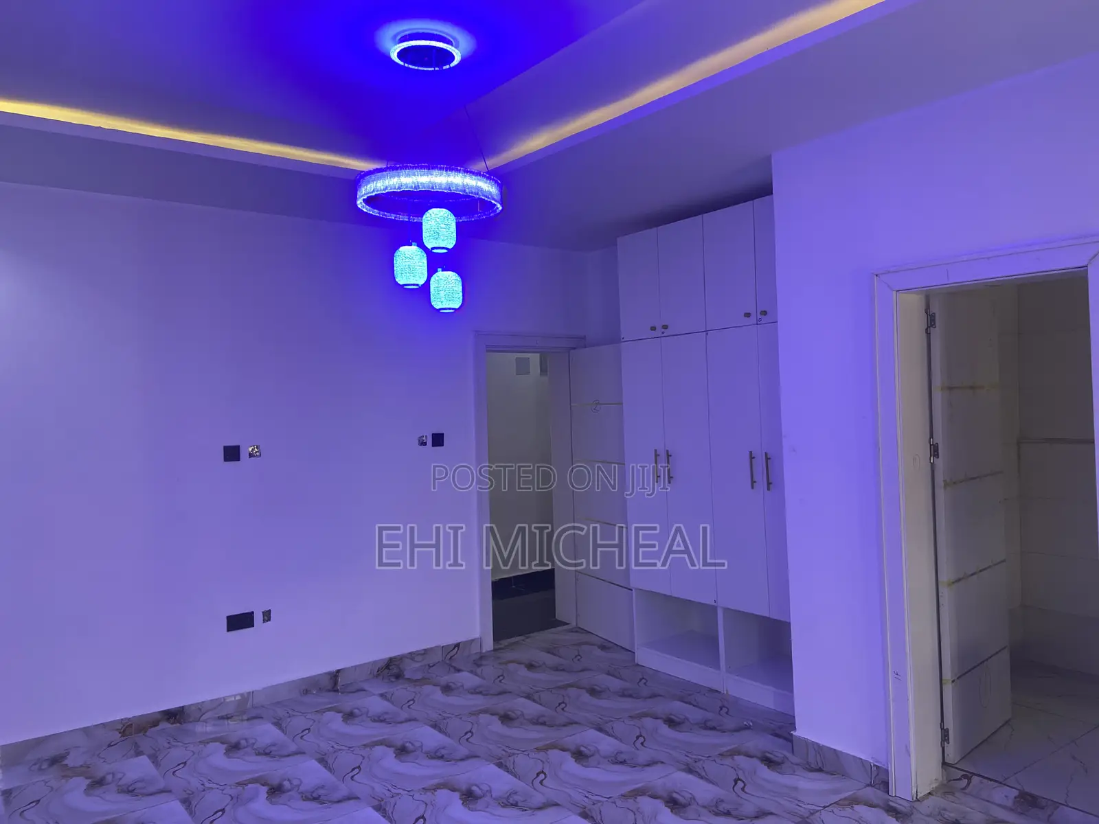 4bdrm Duplex in Brains & Hamers , Life Camp for sale in Life Camp