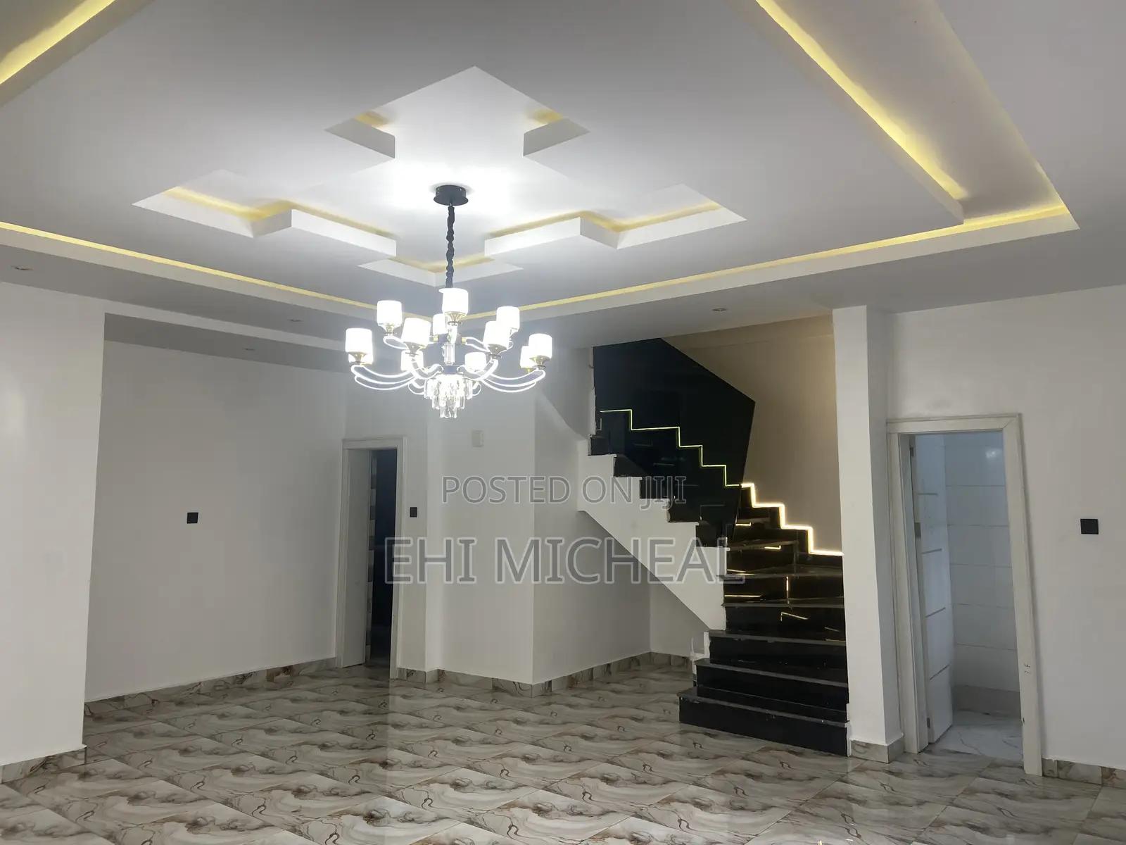 4bdrm Duplex in Brains & Hamers , Life Camp for sale in Life Camp
