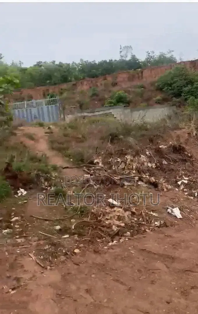 8,270.34sqm, Residential, FCDA C of O and Tarred Road in Guzape District