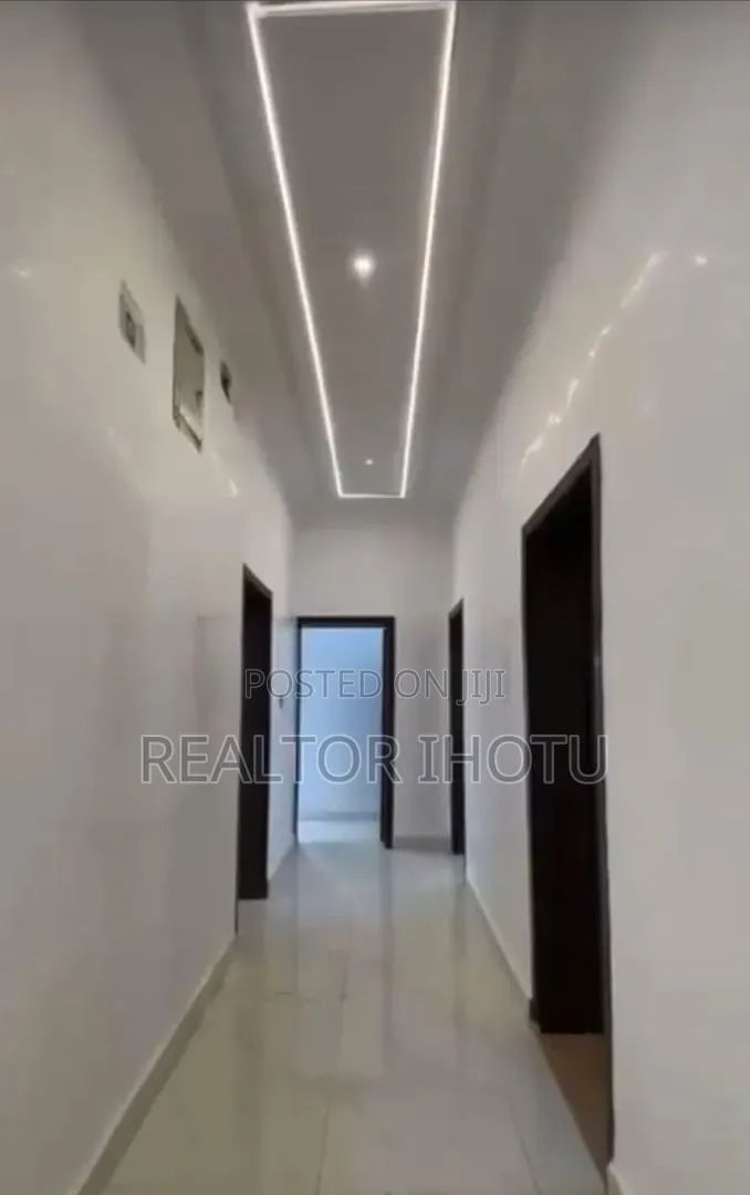 3bdrm Block of Flats in Admiralty Estate for sale in Asokoro