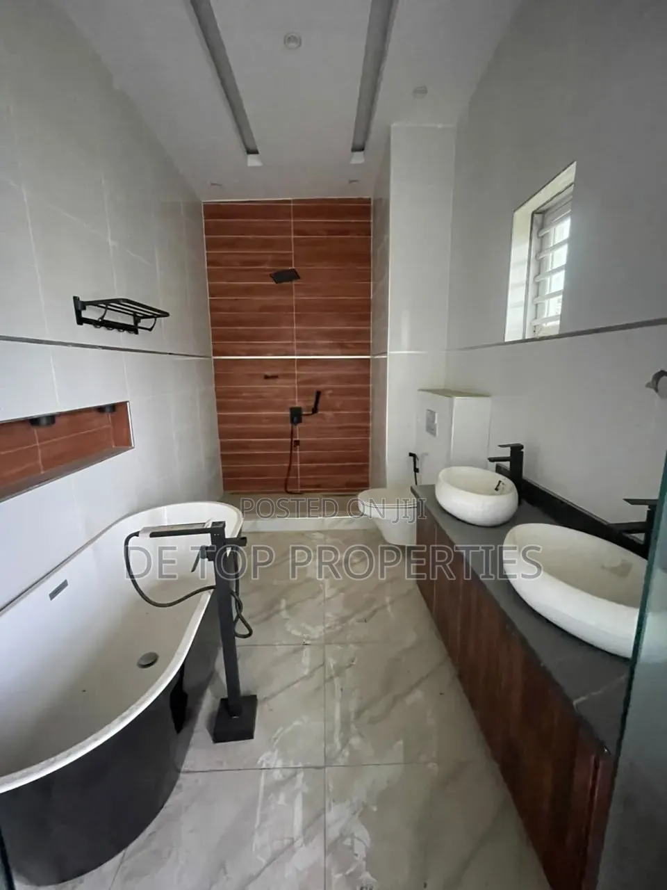 5bdrm Duplex in Ikota Lekki for rent in Lekki Phase 1