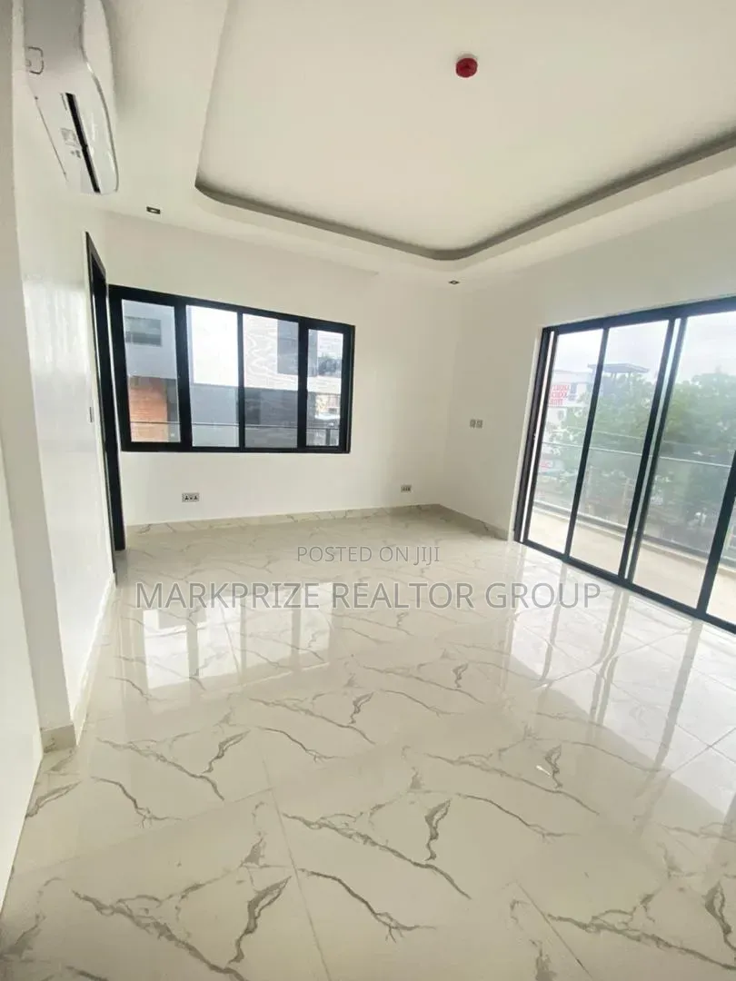 4bdrm Maisonette in Old Ikoyi Lagos for sale in Old Ikoyi
