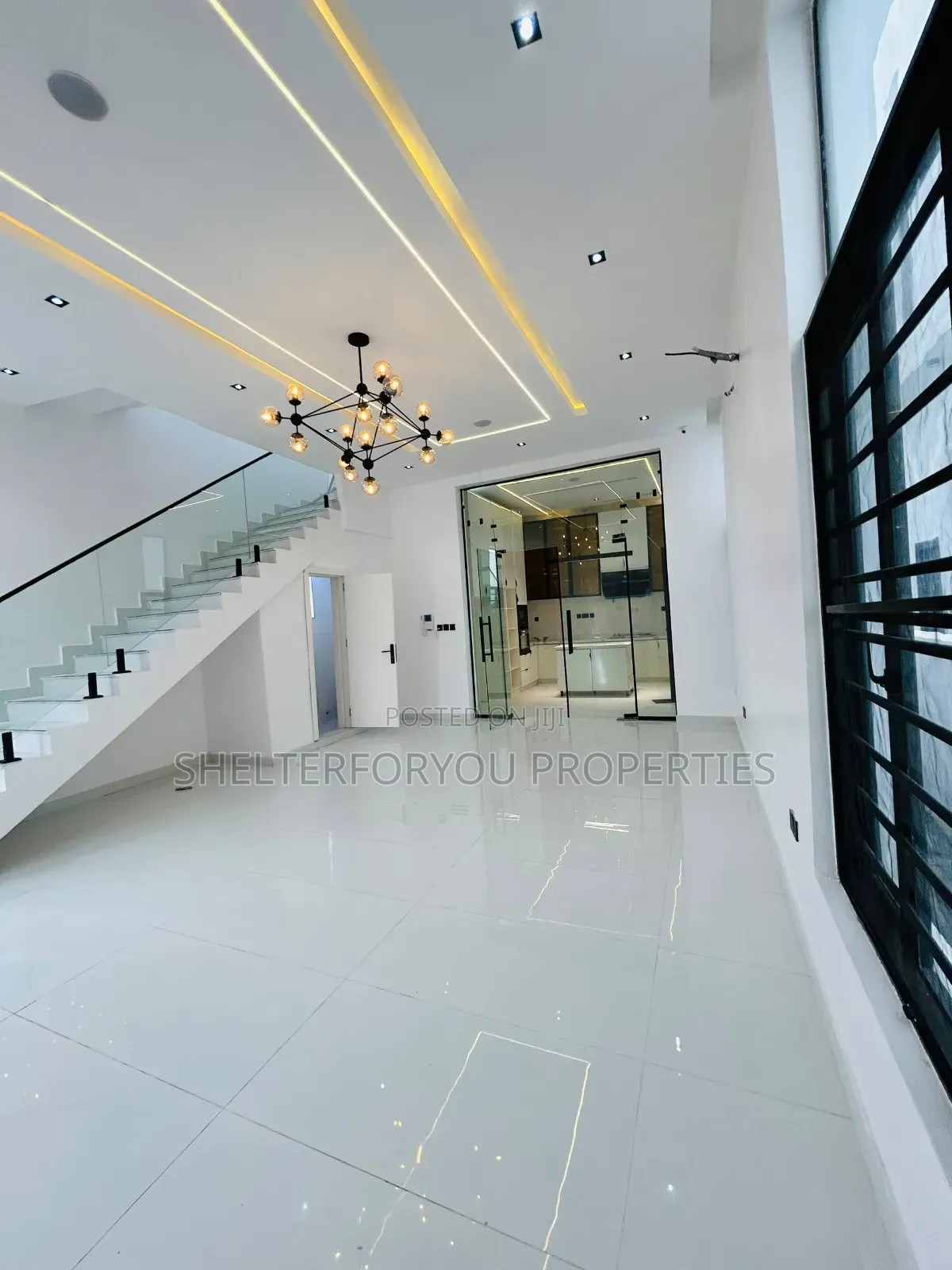 4bdrm Duplex in Off Lekki-Epe Expressway for sale in Off Lekki-Epe Expressway
