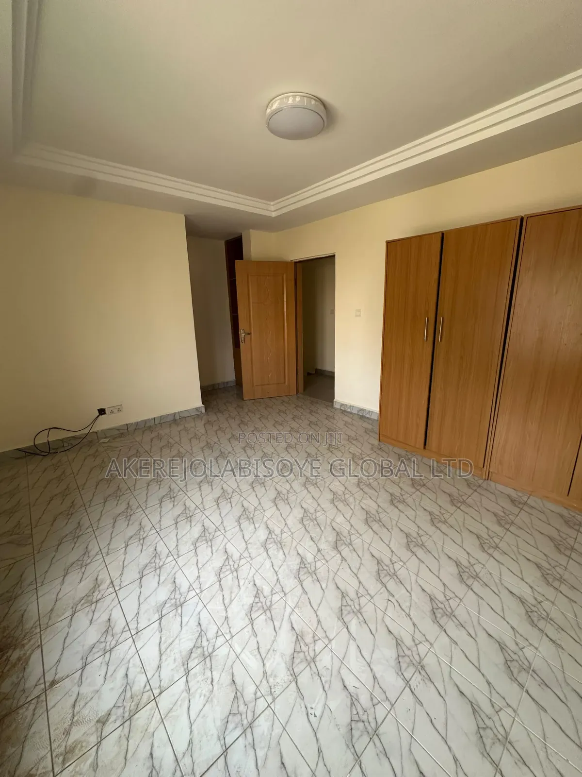 4bdrm Duplex in In An Estate for rent in Life Camp