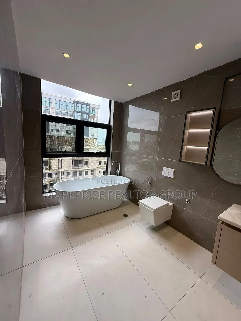 5bdrm Penthouse in Old Ikoyi Lagos for sale in Old Ikoyi