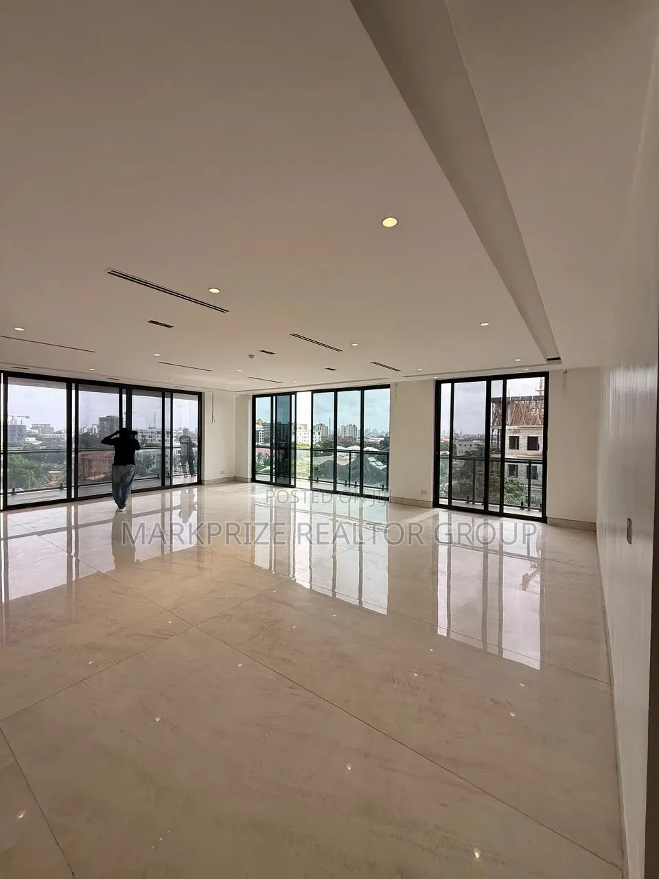 5bdrm Penthouse in Old Ikoyi Lagos for sale in Old Ikoyi